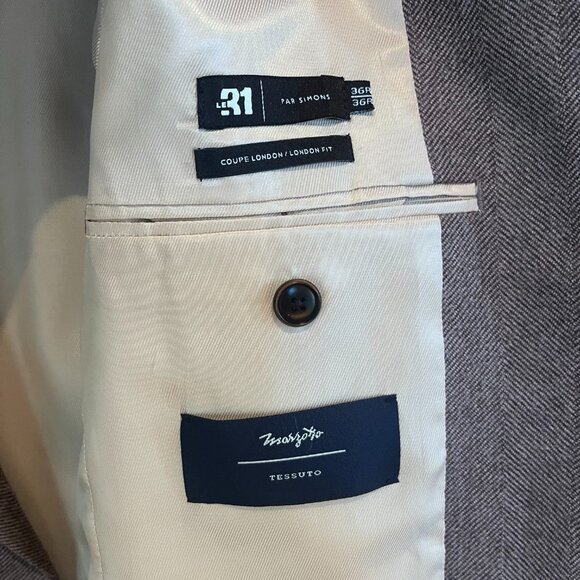 Chevron Blazer Brown par Simons - Le 31 - Picture 4 of 7